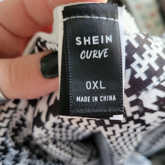 🖤 Pleated plaid punk skirt 🖤 - Picture 2 of 4